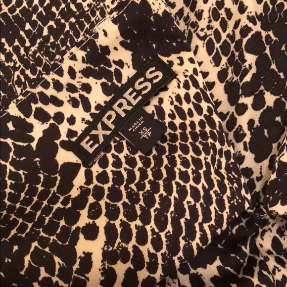 EXPRESS Snake Handkerchief Halter - Picture 4 of 5